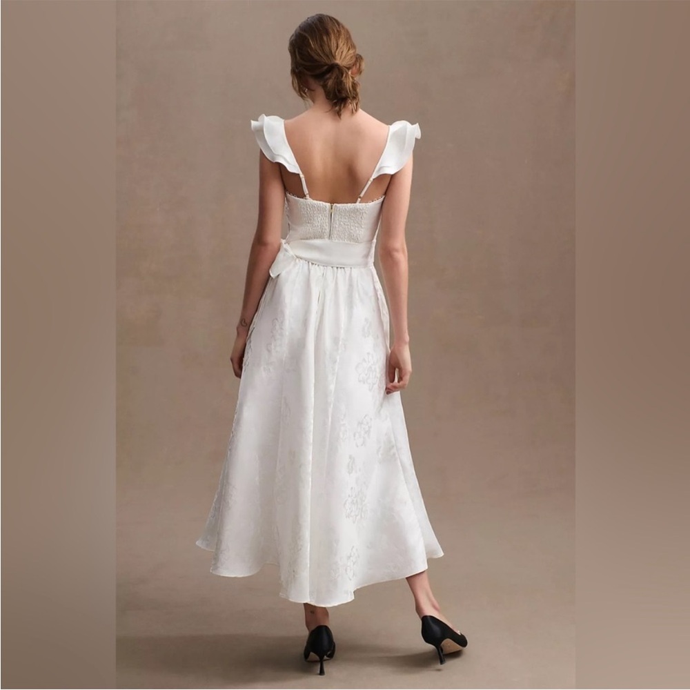 V. Chapman White Midi Dress - Picture 4 of 12